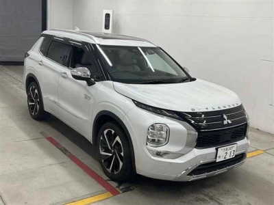 MITSUBISHI OUTLANDER PHEV
