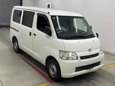 TOYOTA TOWN ACE VAN