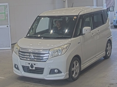 MITSUBISHI DELICA D:2