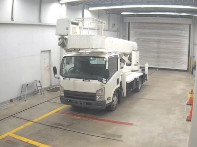 ISUZU ELF