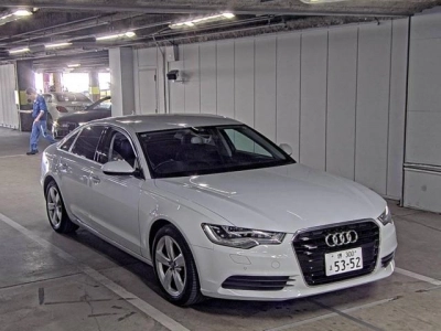 AUDI A6 AVANTE