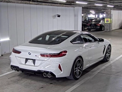 BMW M8