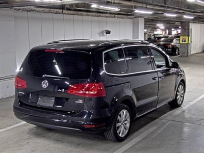 VOLKSWAGEN SHARAN