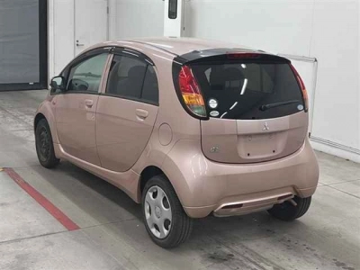 MITSUBISHI I