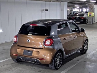 SMART FOURFOUR