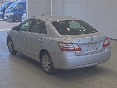 TOYOTA PREMIO