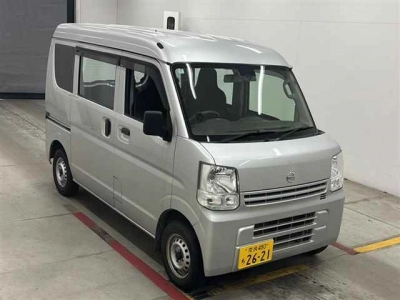 NISSAN NV100 CLIPPER