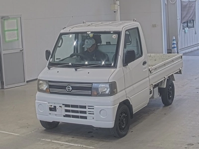 NISSAN CLIPPER