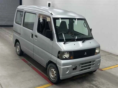 MITSUBISHI MINICAB