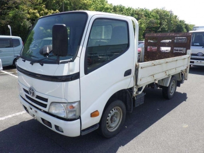 TOYOTA DYNA TRUCK