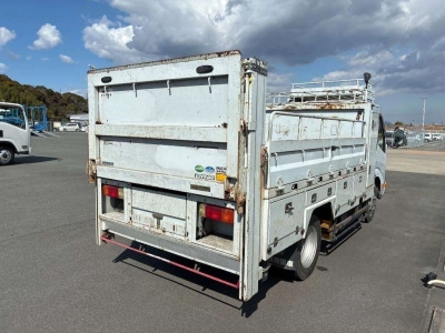 TOYOTA DYNA TRUCK