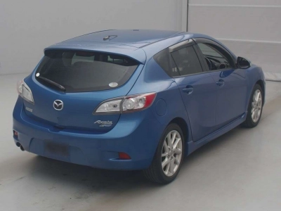 MAZDA AXELA SPORT