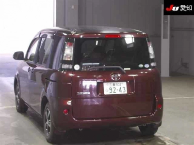 TOYOTA SIENTA