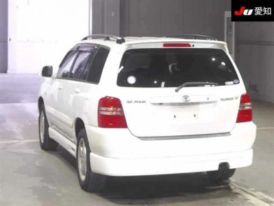 TOYOTA KLUGER