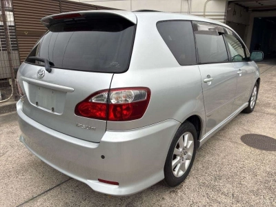 TOYOTA IPSUM