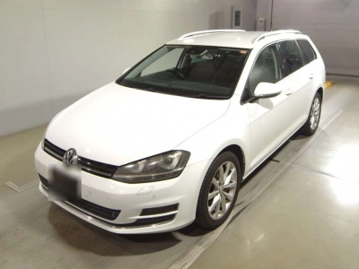 VOLKSWAGEN GOLF VARIANT