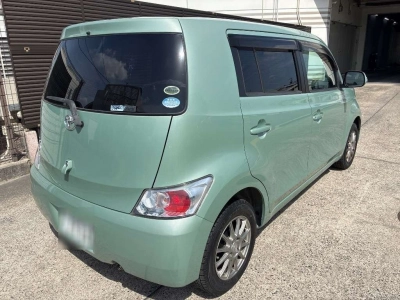 TOYOTA BB