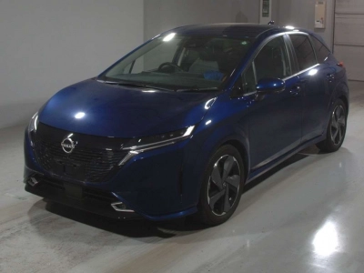 NISSAN AURA