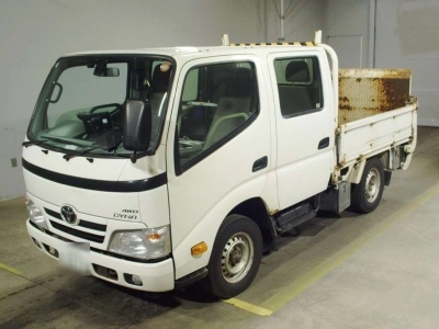 TOYOTA DYNA TRUCK
