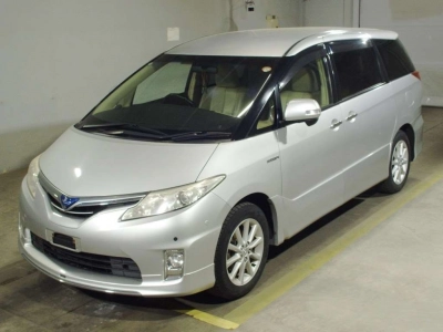 TOYOTA ESTIMA HYBRID