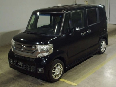 HONDA N BOX CUSTOM