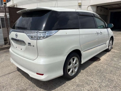 TOYOTA ESTIMA HYBRID