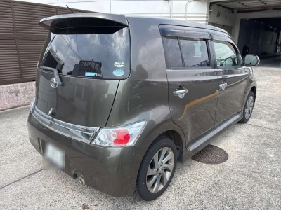 TOYOTA BB