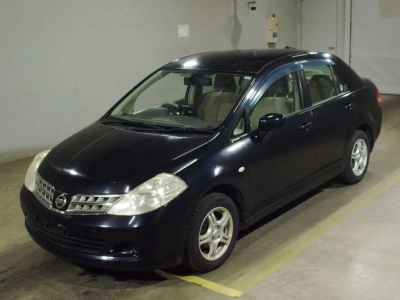 NISSAN TIIDA LATIO