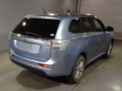 MITSUBISHI OUTLANDER PHEV