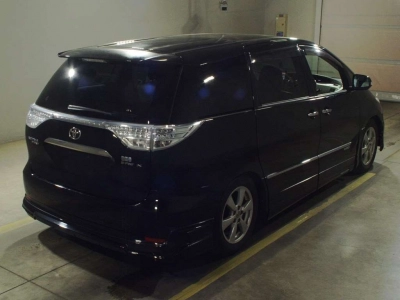 TOYOTA ESTIMA HYBRID