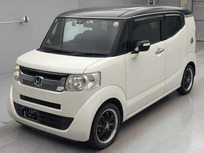 HONDA N-BOX SLASH