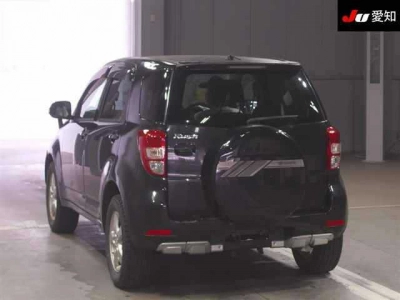 TOYOTA RUSH