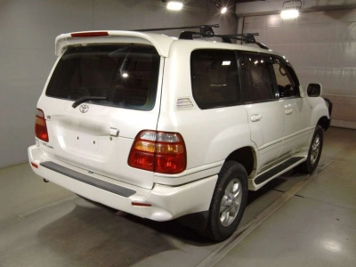 TOYOTA LAND CRUISER 100