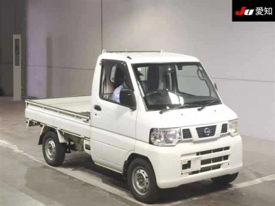 NISSAN NT100 CLIPPER