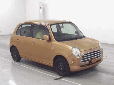 DAIHATSU MIRA GINO