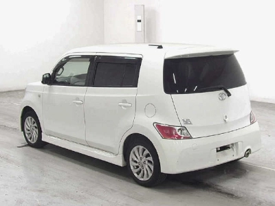 TOYOTA BB