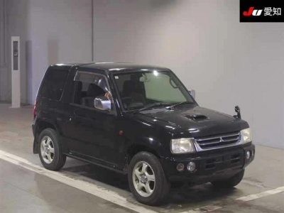 MITSUBISHI PAJERO MINI