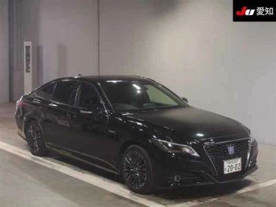 TOYOTA CROWN HYBRID