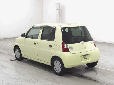 DAIHATSU ESSE