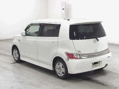 TOYOTA BB