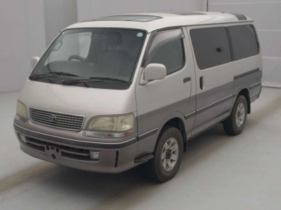 TOYOTA HIACE WAGON