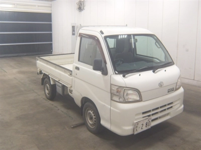 TOYOTA PIXIS TRUCK