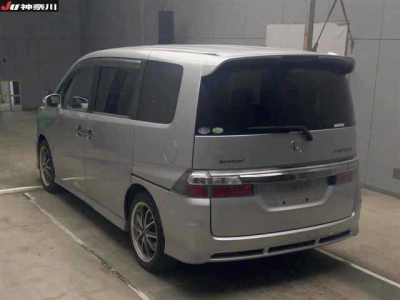 HONDA STEPWGN SPADA
