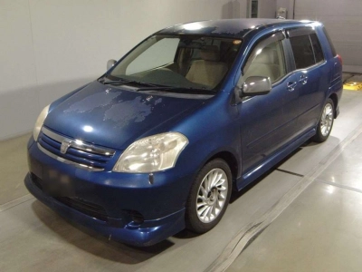 TOYOTA RAUM