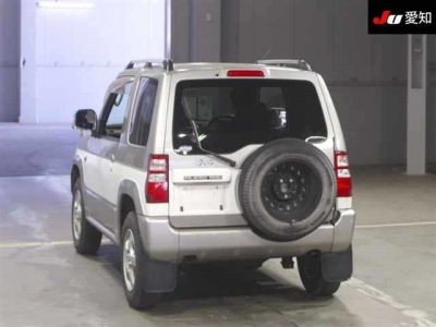 MITSUBISHI PAJERO MINI