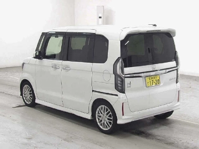 HONDA N BOX CUSTOM