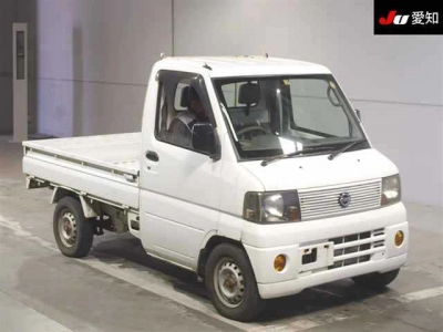 NISSAN CLIPPER TRUCK