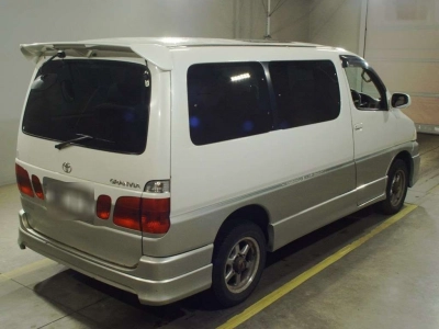 TOYOTA GRANVIA