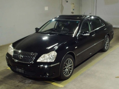 TOYOTA CROWN MAJESTA