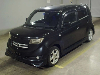 TOYOTA BB